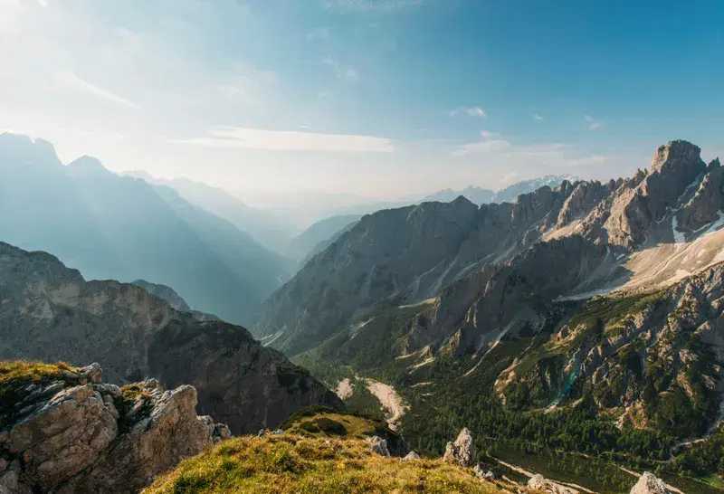 Cover Image for Essential Gear for Exploring Scenic Mountain Trails