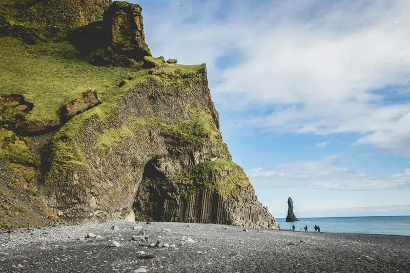 Cover Image for Exploring Coastal Cliffs: Gear and Tips for Your Next Adventure