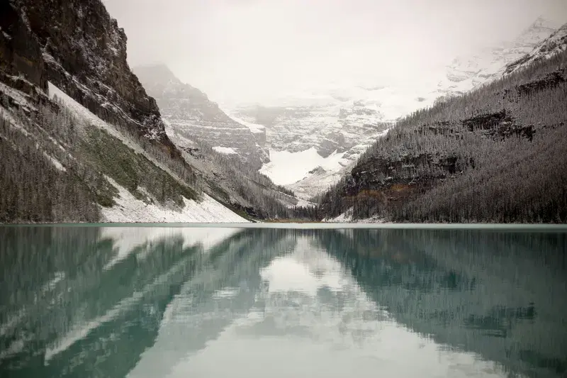 Cover Image for Exploring the Serenity of Lake Louise: Essential Gear for Your Outdoor Adventure