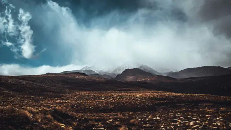 Cover Image for Exploring the Tongariro Road: Essential Gear for Mountain Adventures