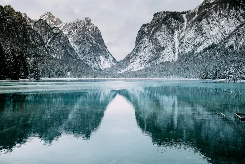 Cover Image for Essential Gear for Exploring the Dolomites: A Road Trip Guide