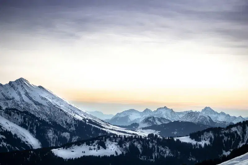 Cover Image for Essential Gear for Mountain Adventures: Tips for Conquering Snow-Capped Peaks