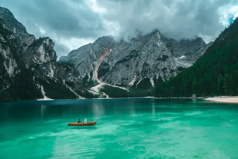 Cover Image for The Thrill of Paddling: A Race Against the Storm